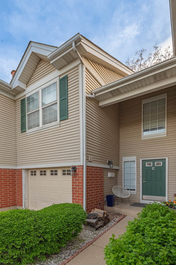 3801 N Milwaukee Avenue Unit: C