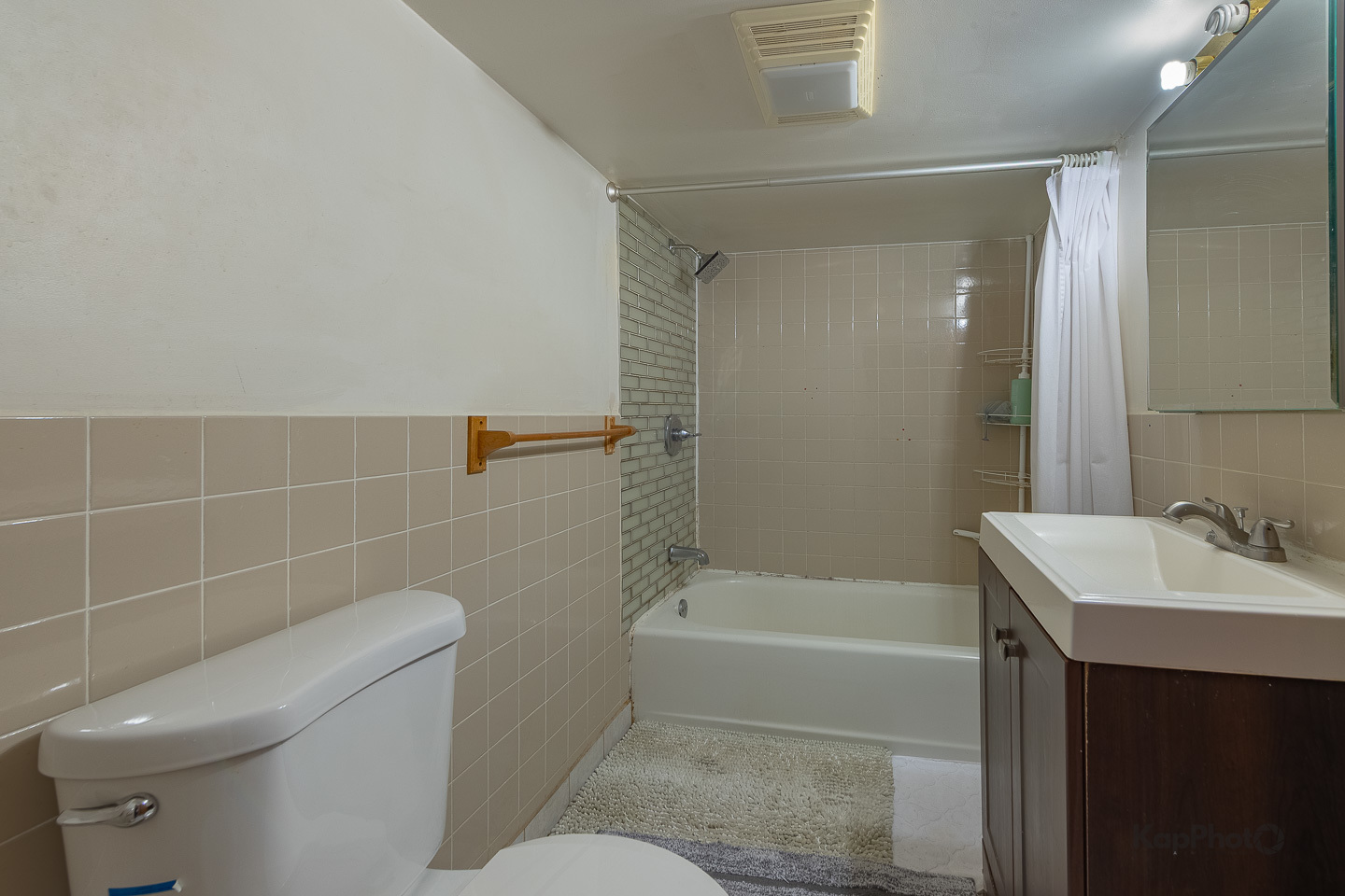 3743 N Kimball Avenue