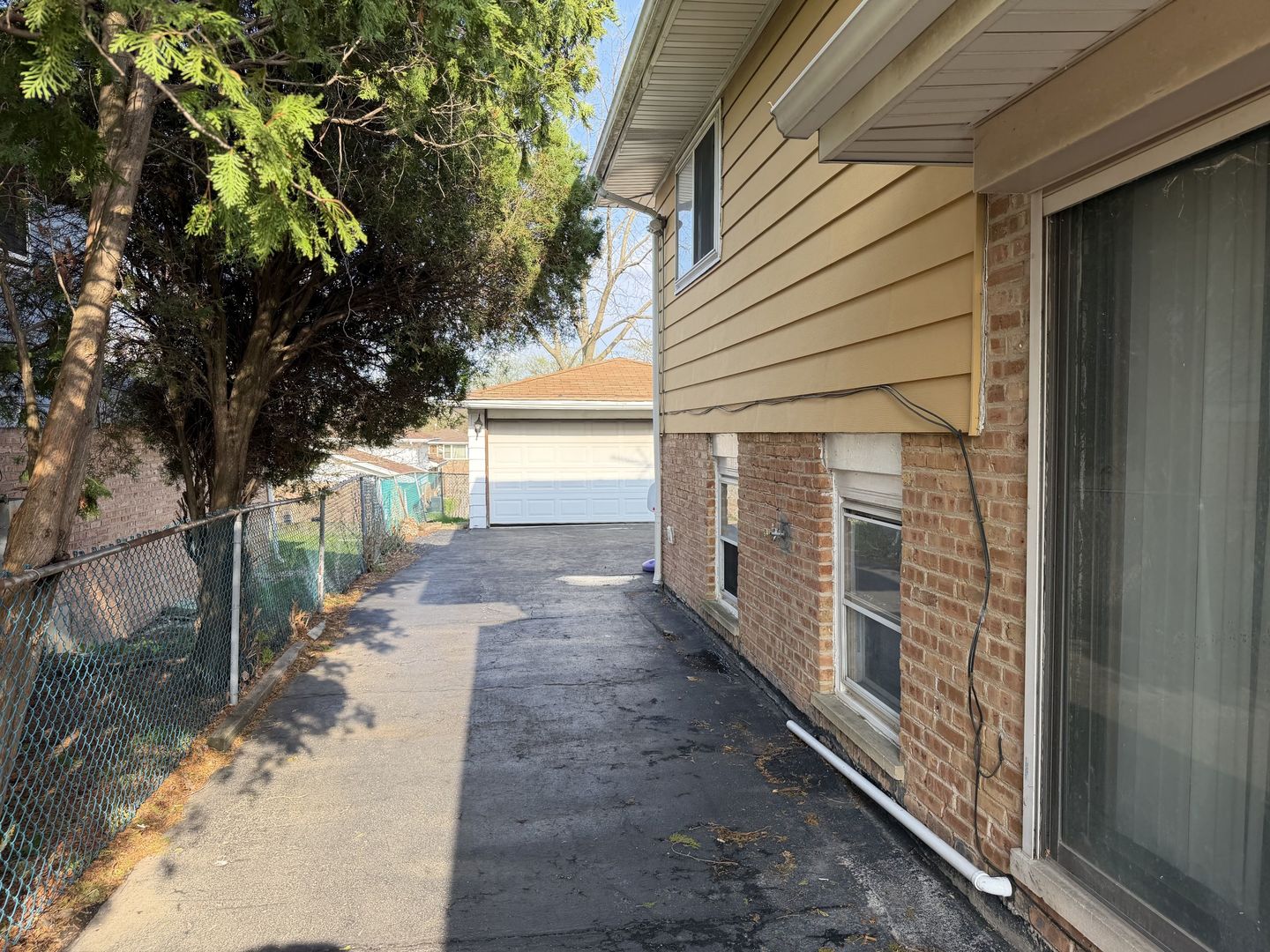 18019 Ravisloe Terrace