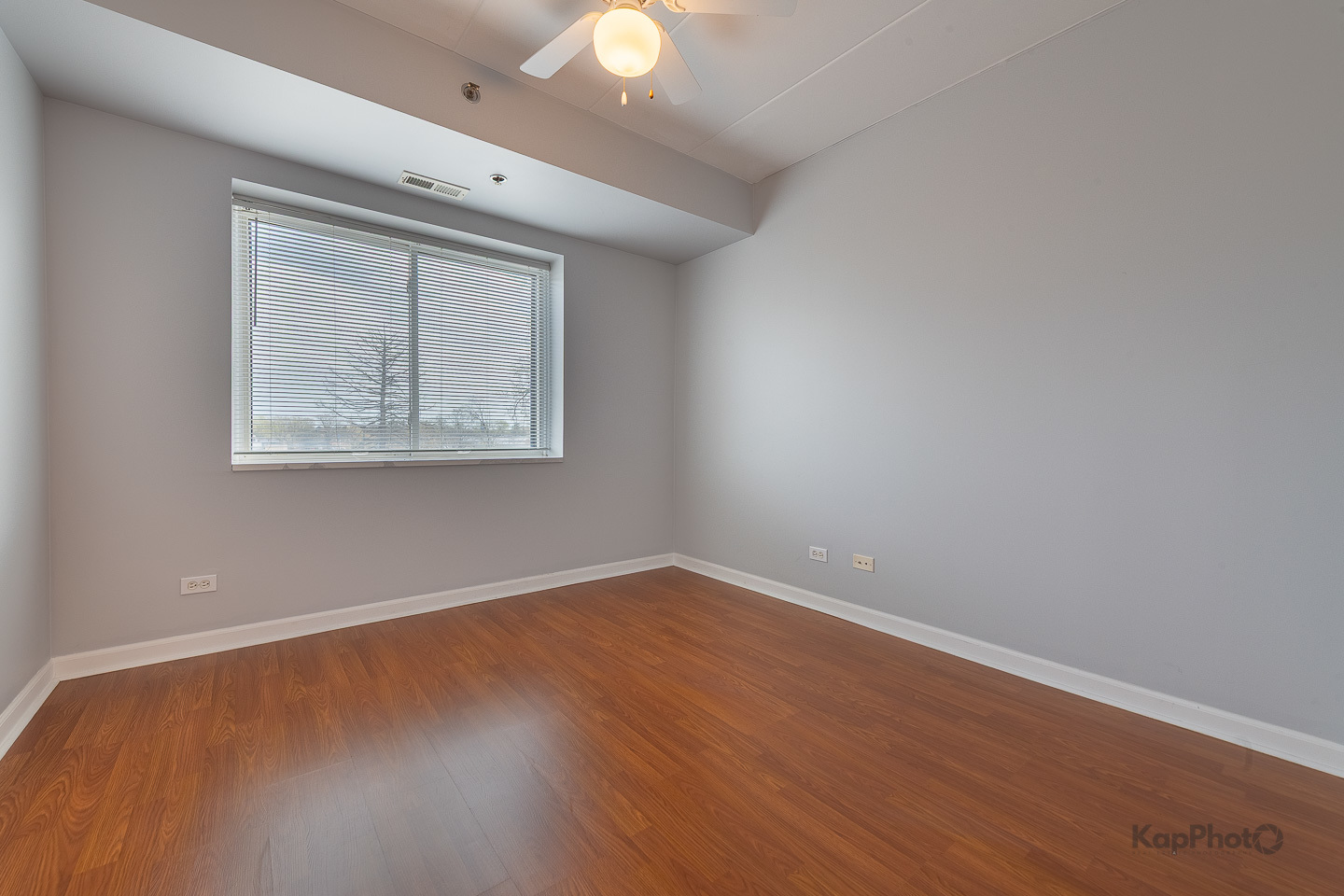 7316 40th Street Unit: 4D