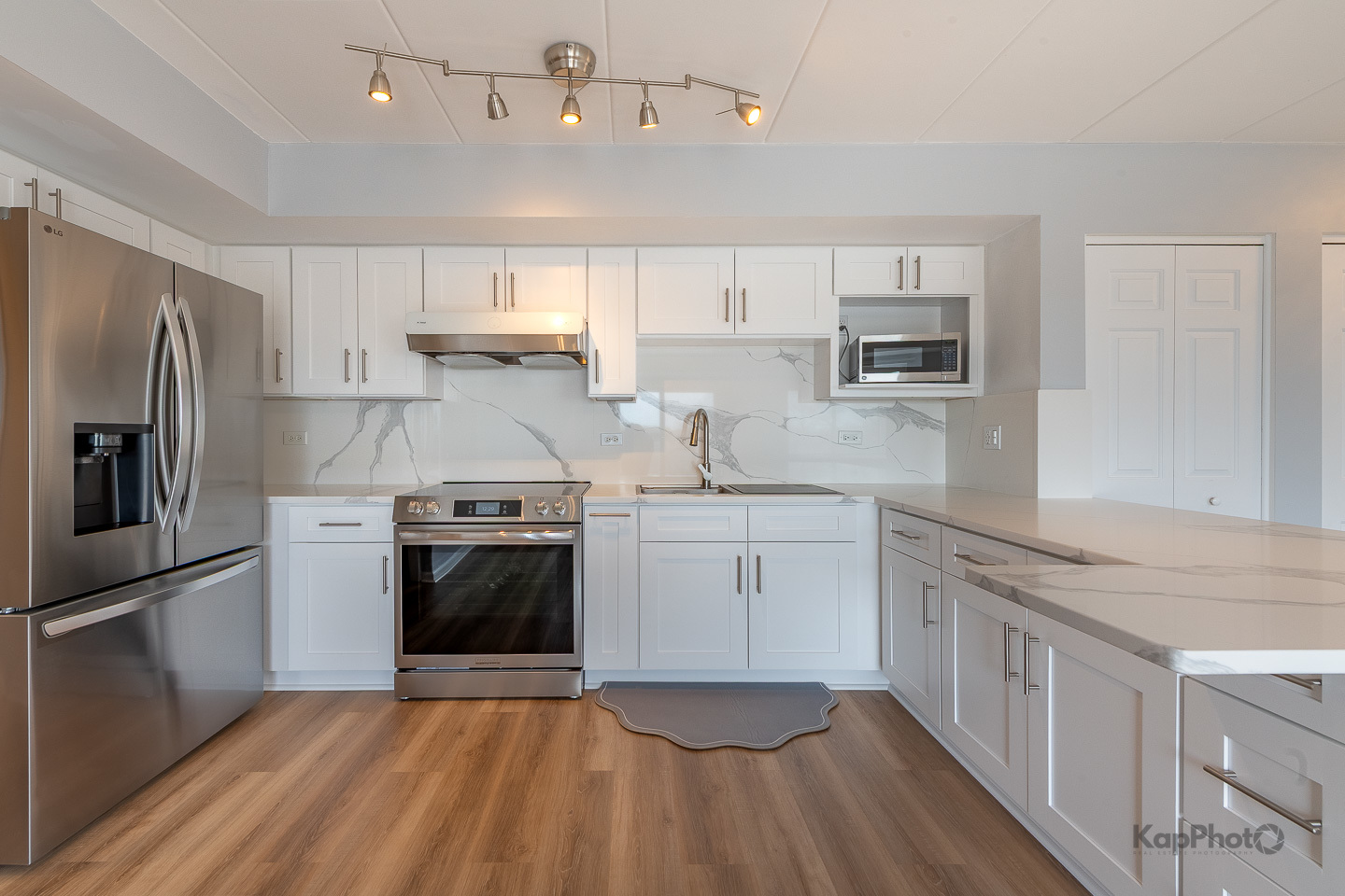 7316 40th Street Unit: 4D