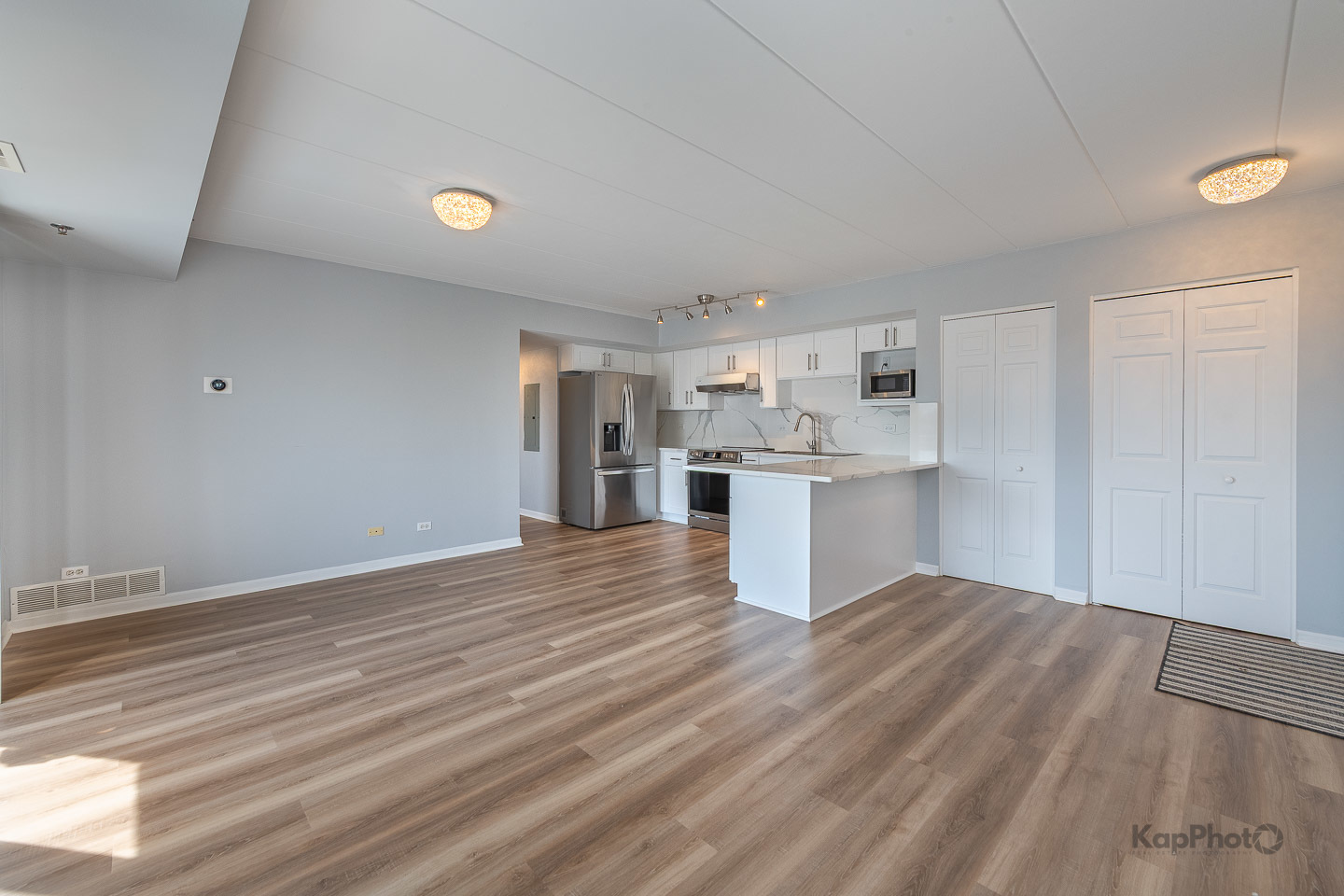 7316 40th Street Unit: 4D