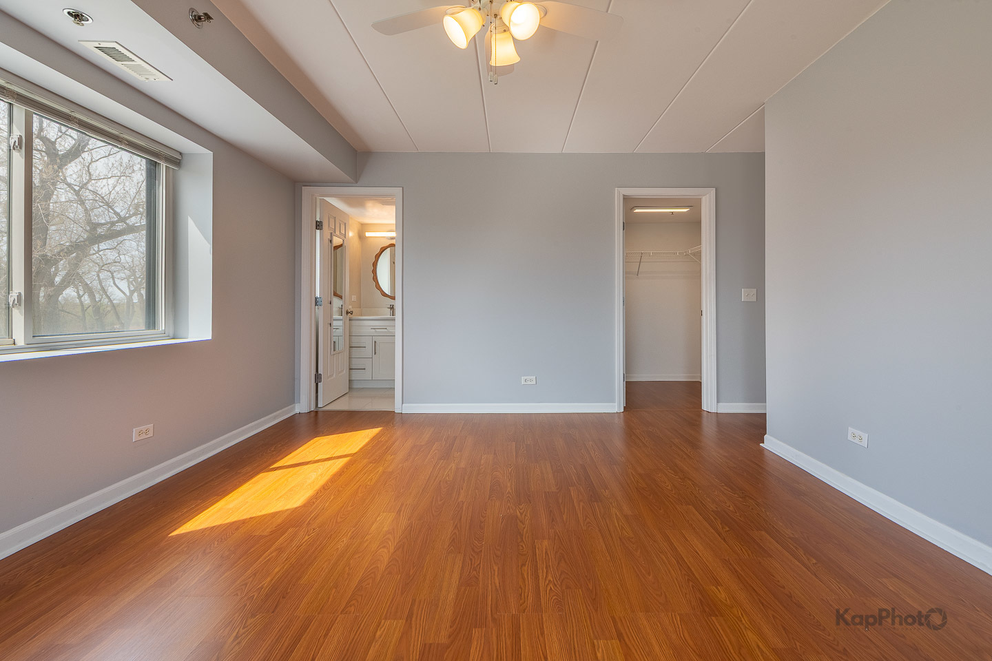 7316 40th Street Unit: 4D