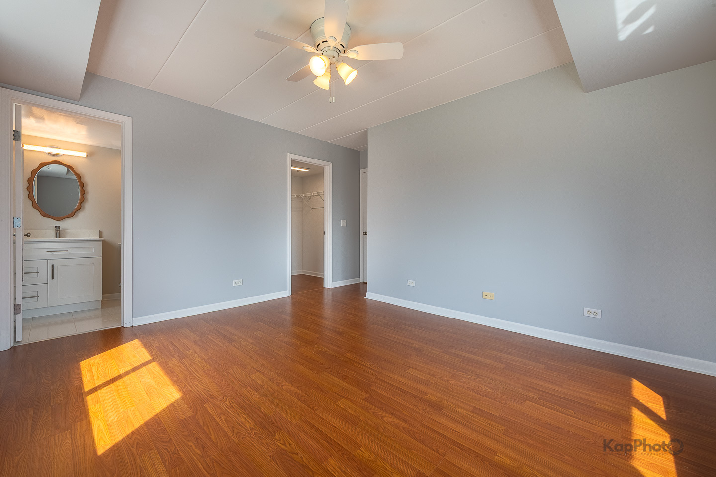 7316 40th Street Unit: 4D