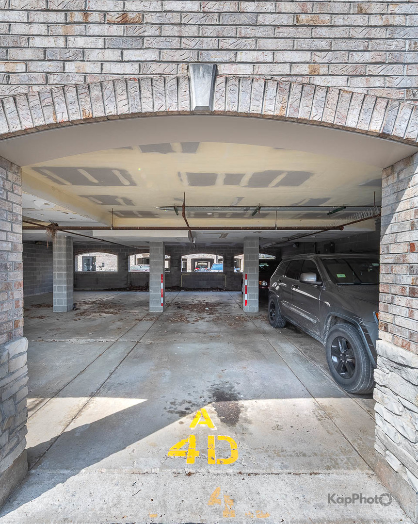 7316 40th Street Unit: 4D