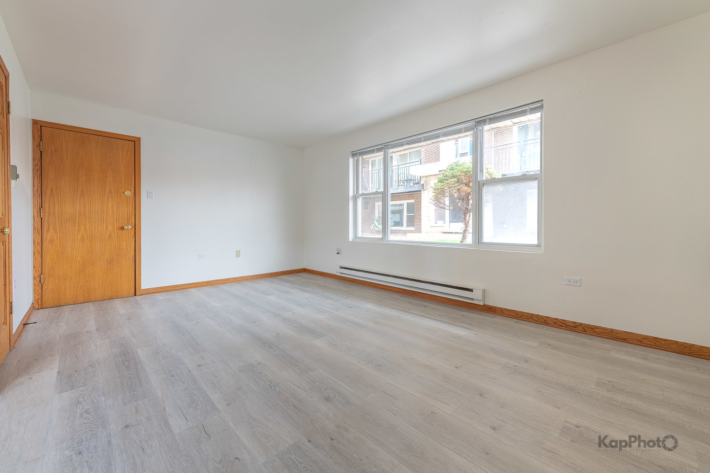 6914 W 65th Street Unit: 7