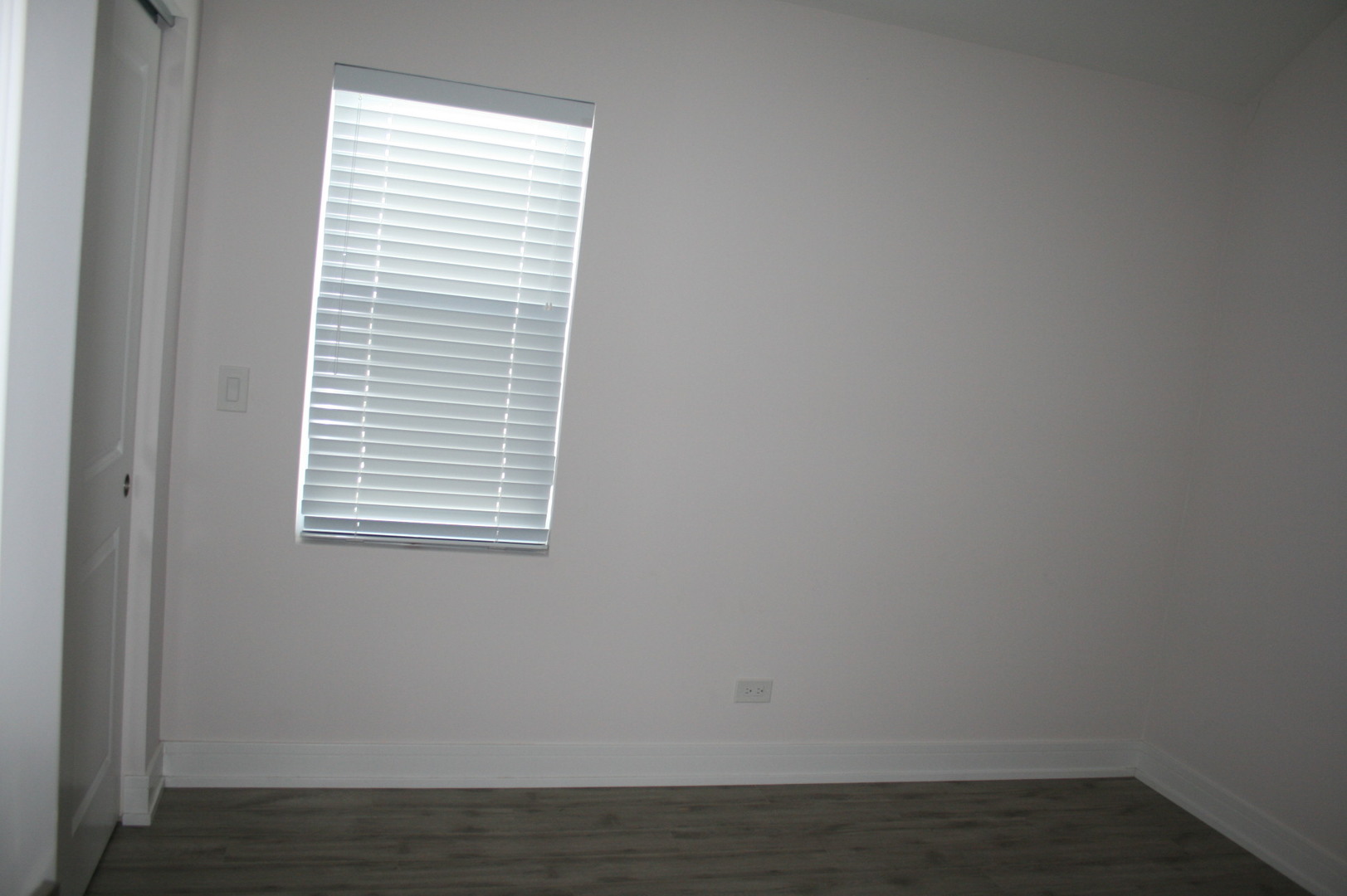 3706 N Drake Avenue Unit: G