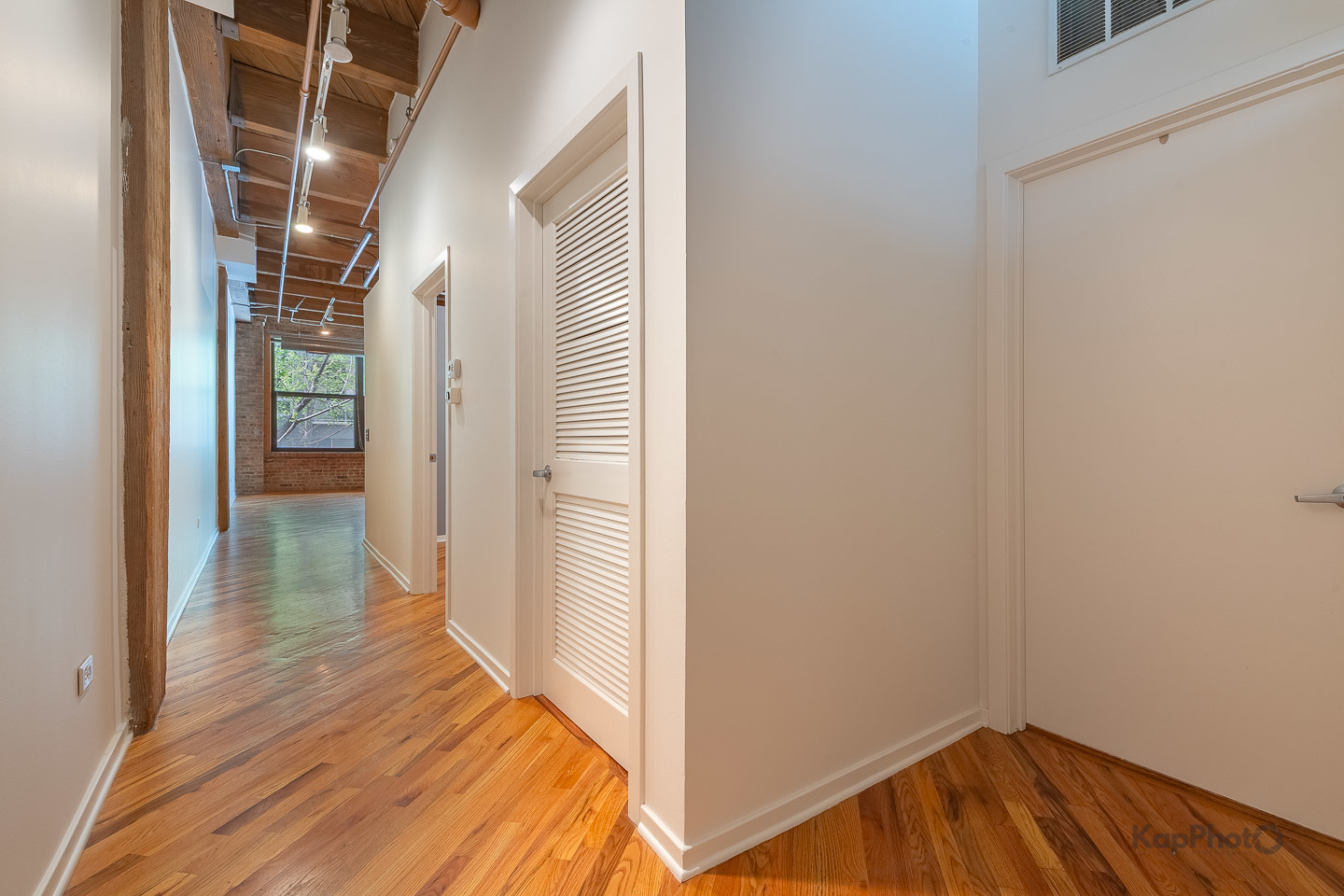 1040 W Adams Street Unit: 117