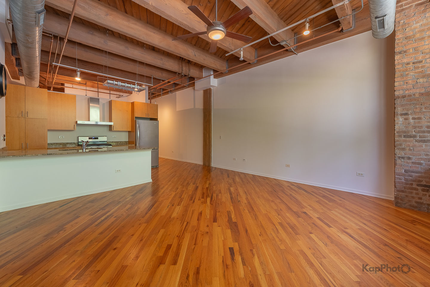 1040 W Adams Street Unit: 117