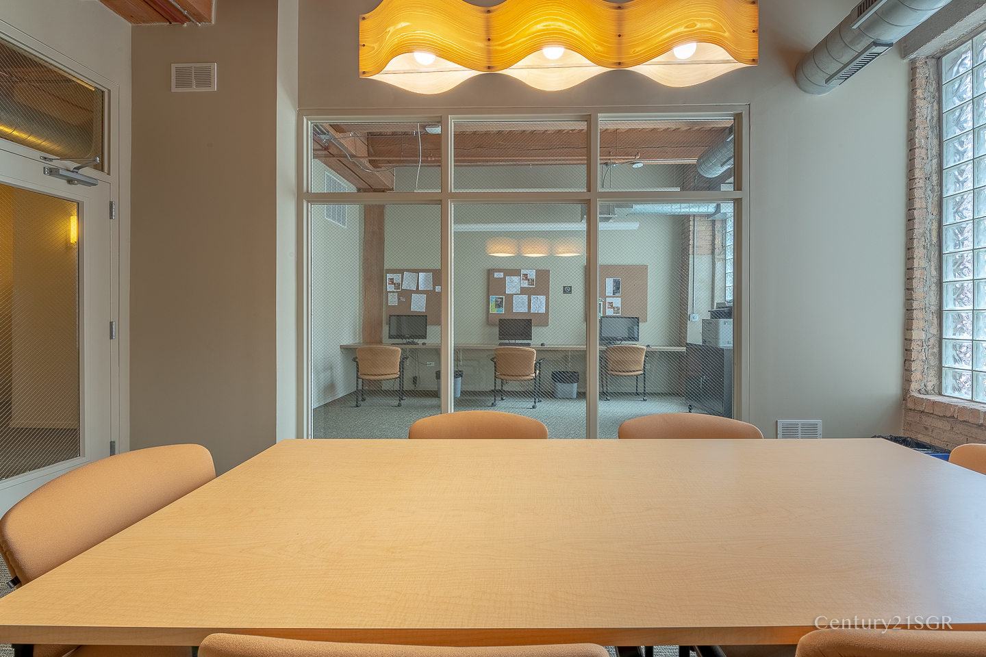 1040 W Adams Street Unit: 117