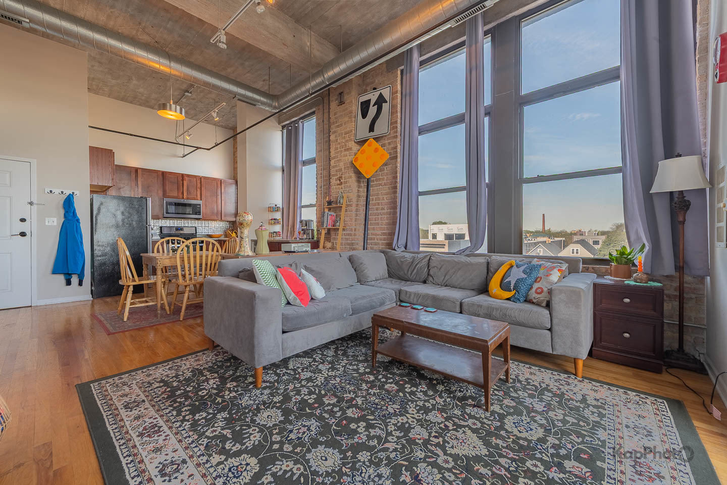 1820 N Spaulding Avenue Unit: 410