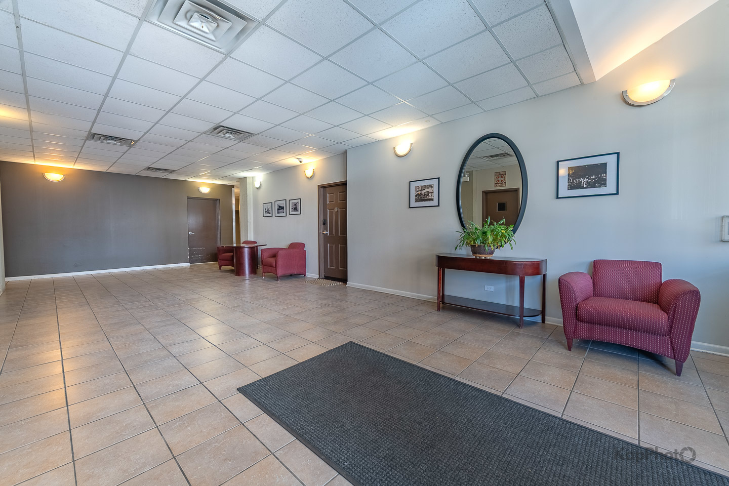 1820 N Spaulding Avenue Unit: 410