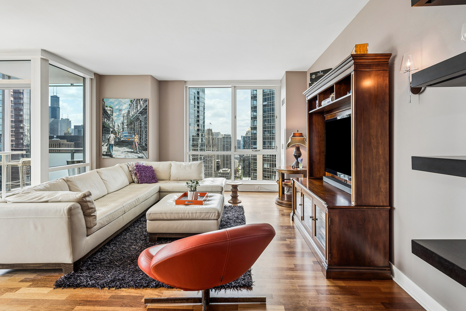 505 N MCCLURG Court Unit: 3905