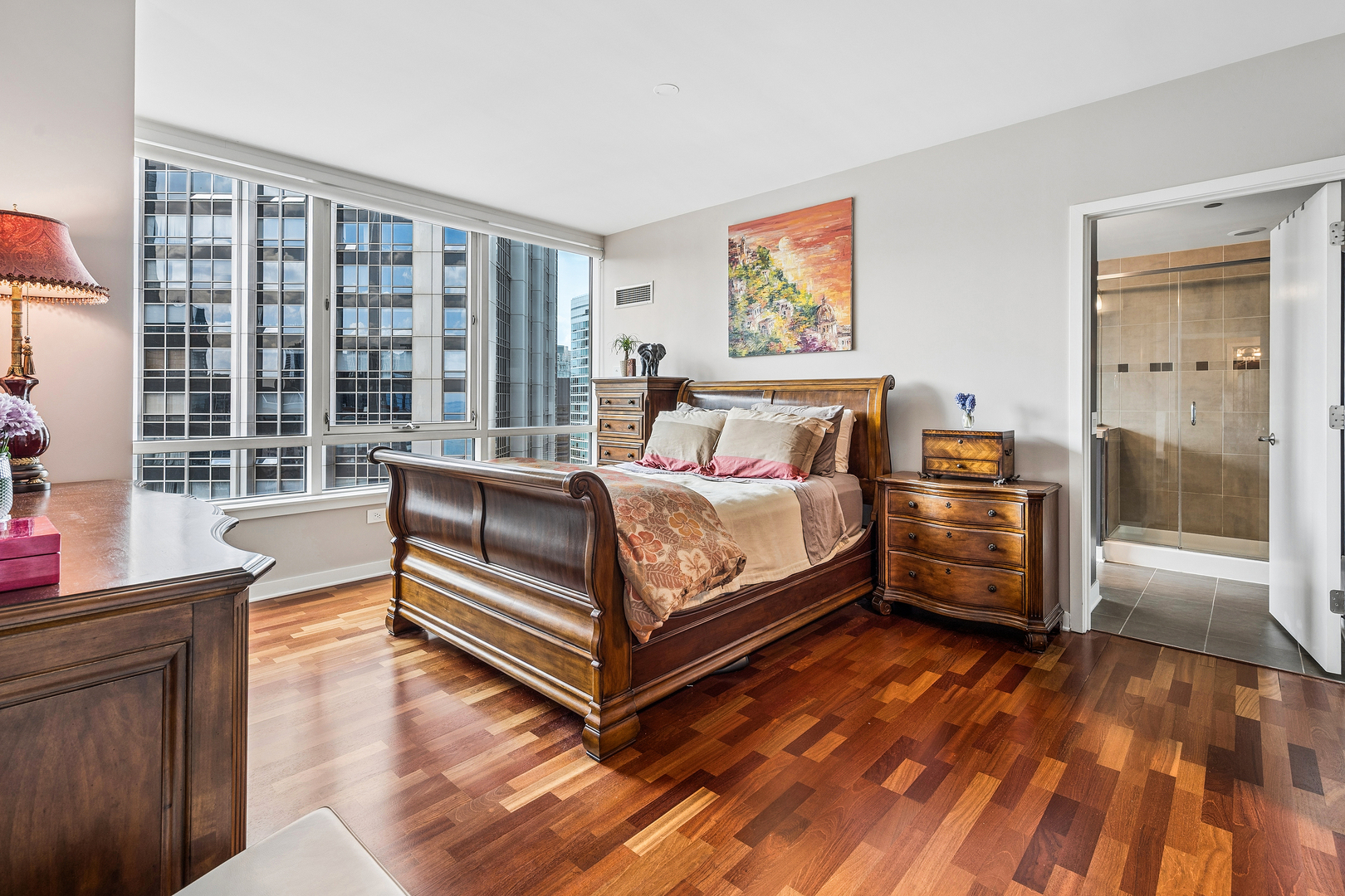 505 N MCCLURG Court Unit: 3905