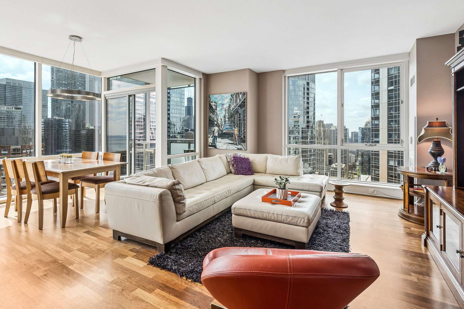 505 N MCCLURG Court Unit: 3905
