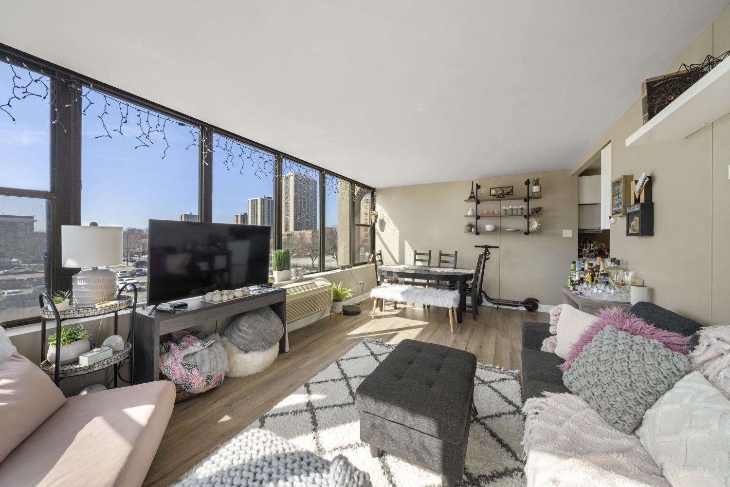 345 E Eastgate Place Unit: 306