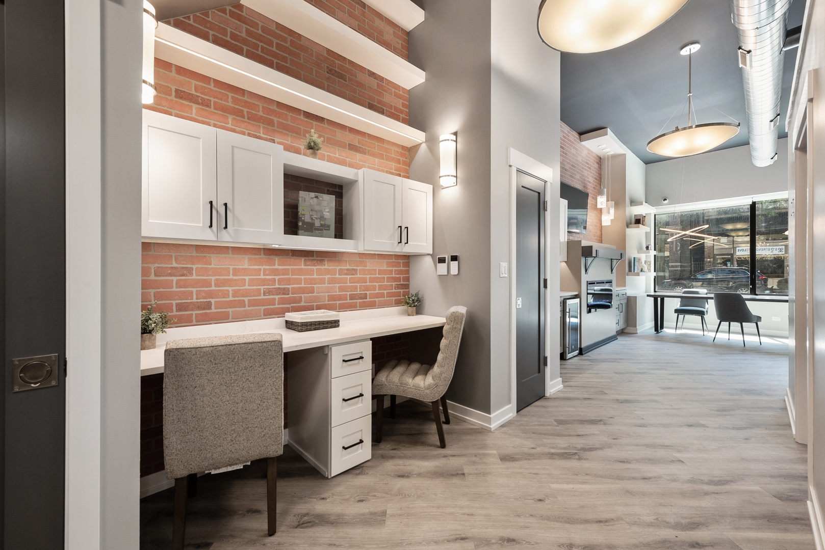 2136 W Belmont Avenue Unit: 1