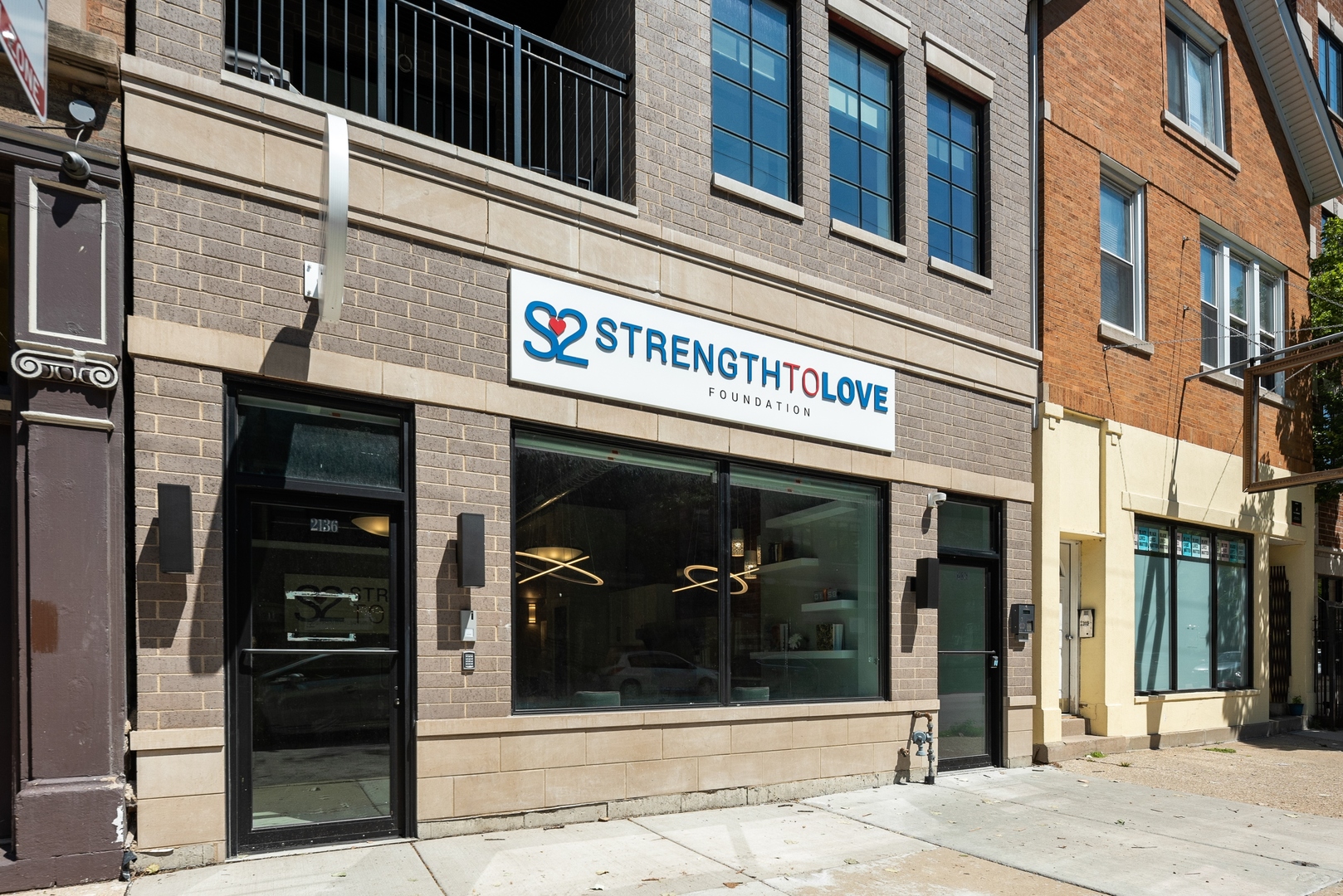 2136 W Belmont Avenue Unit: 1