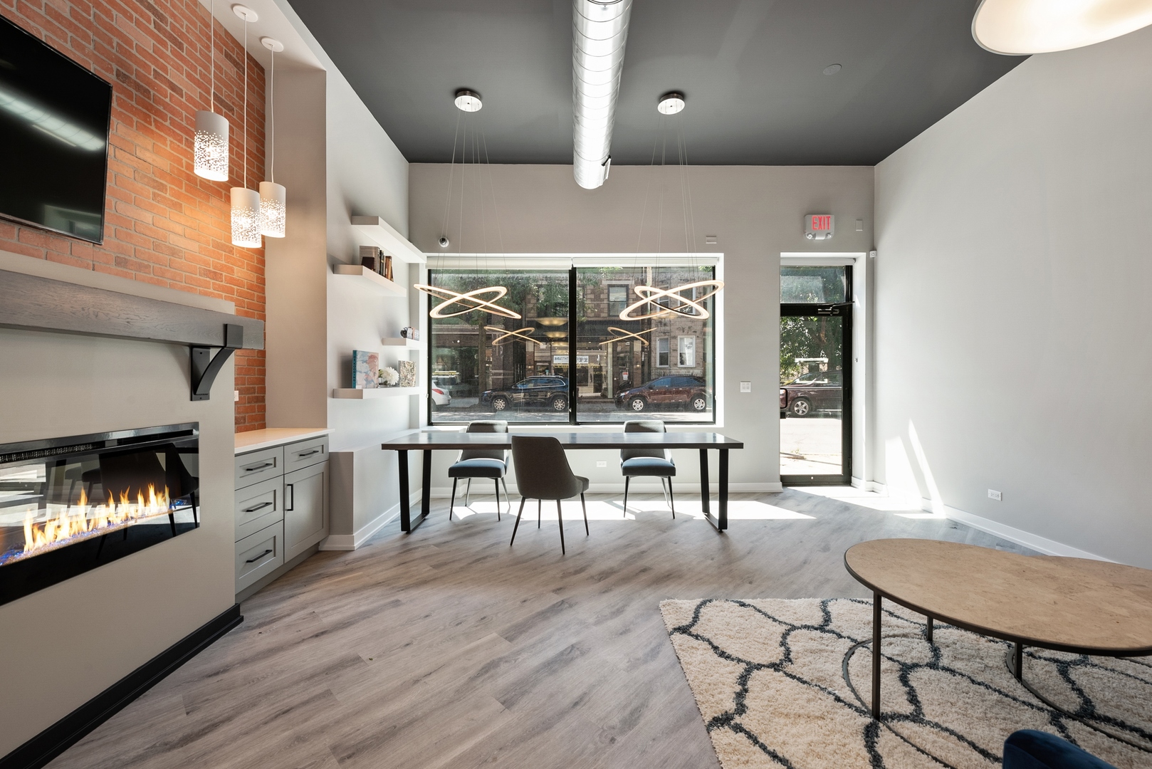 2136 W Belmont Avenue Unit: 1