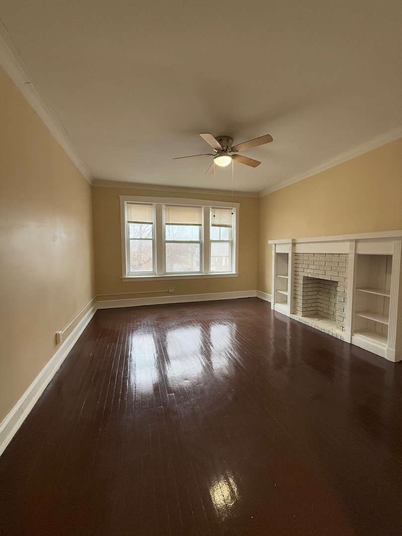 715 W 57th Street Unit: 2