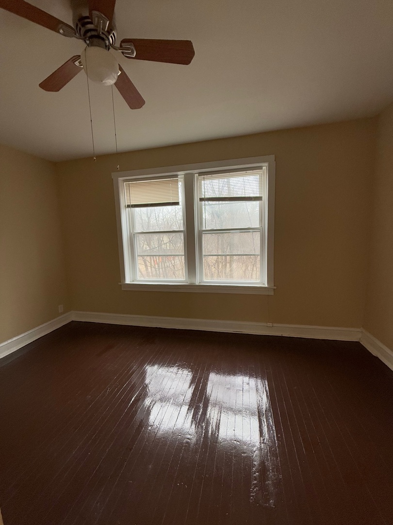 715 W 57th Street Unit: 2