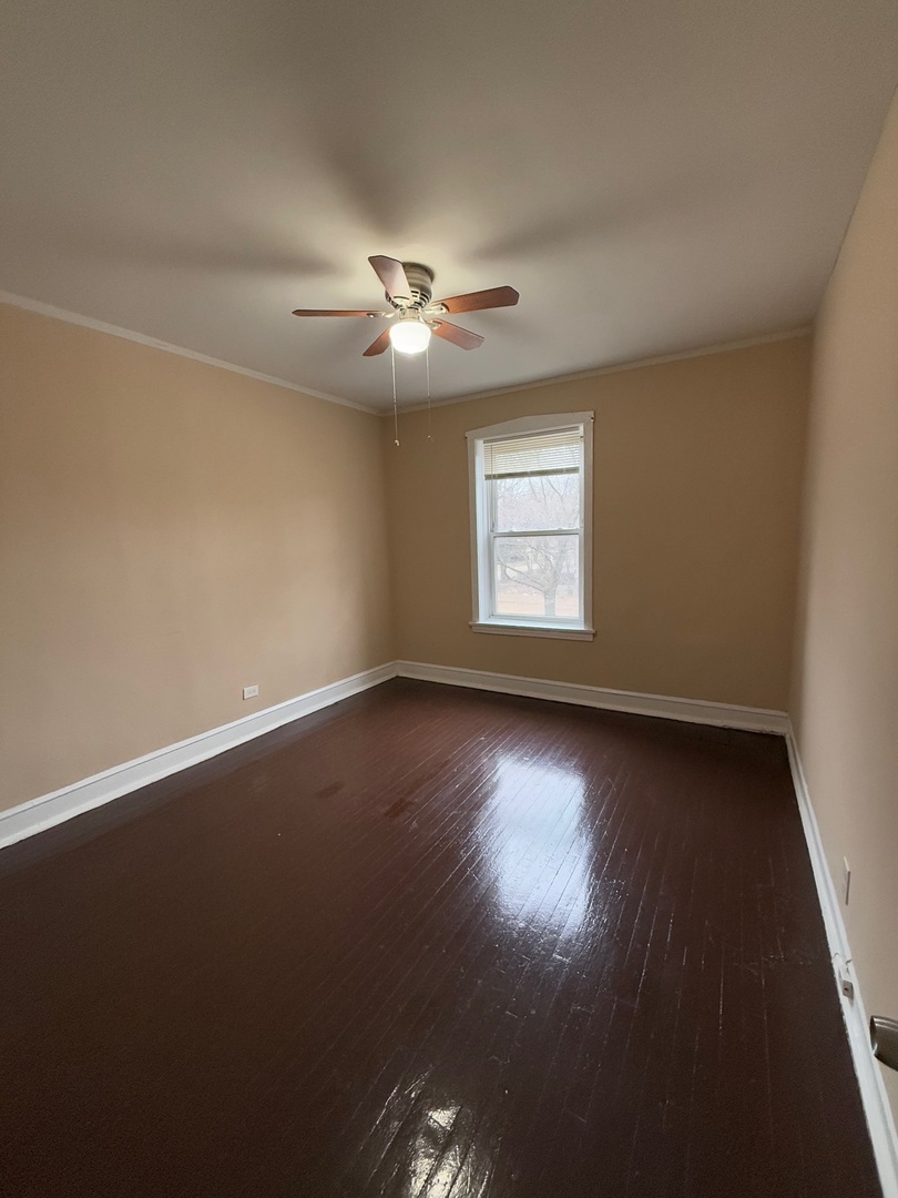 715 W 57th Street Unit: 2