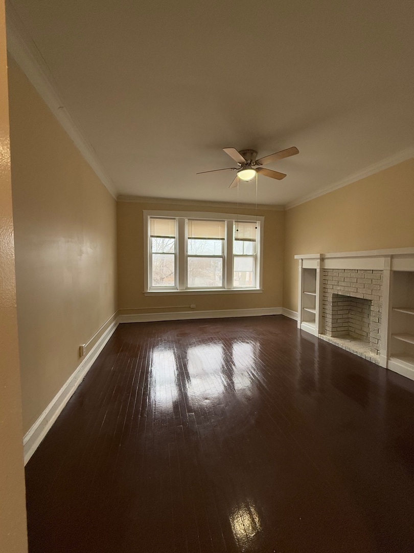 715 W 57th Street Unit: 2