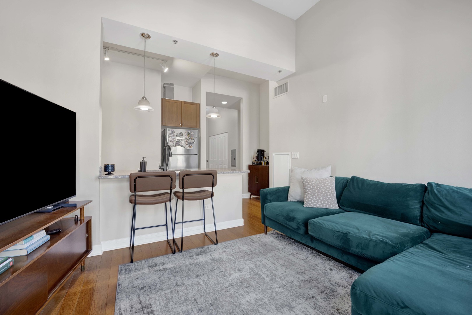 1400 S Michigan Avenue Unit: 603