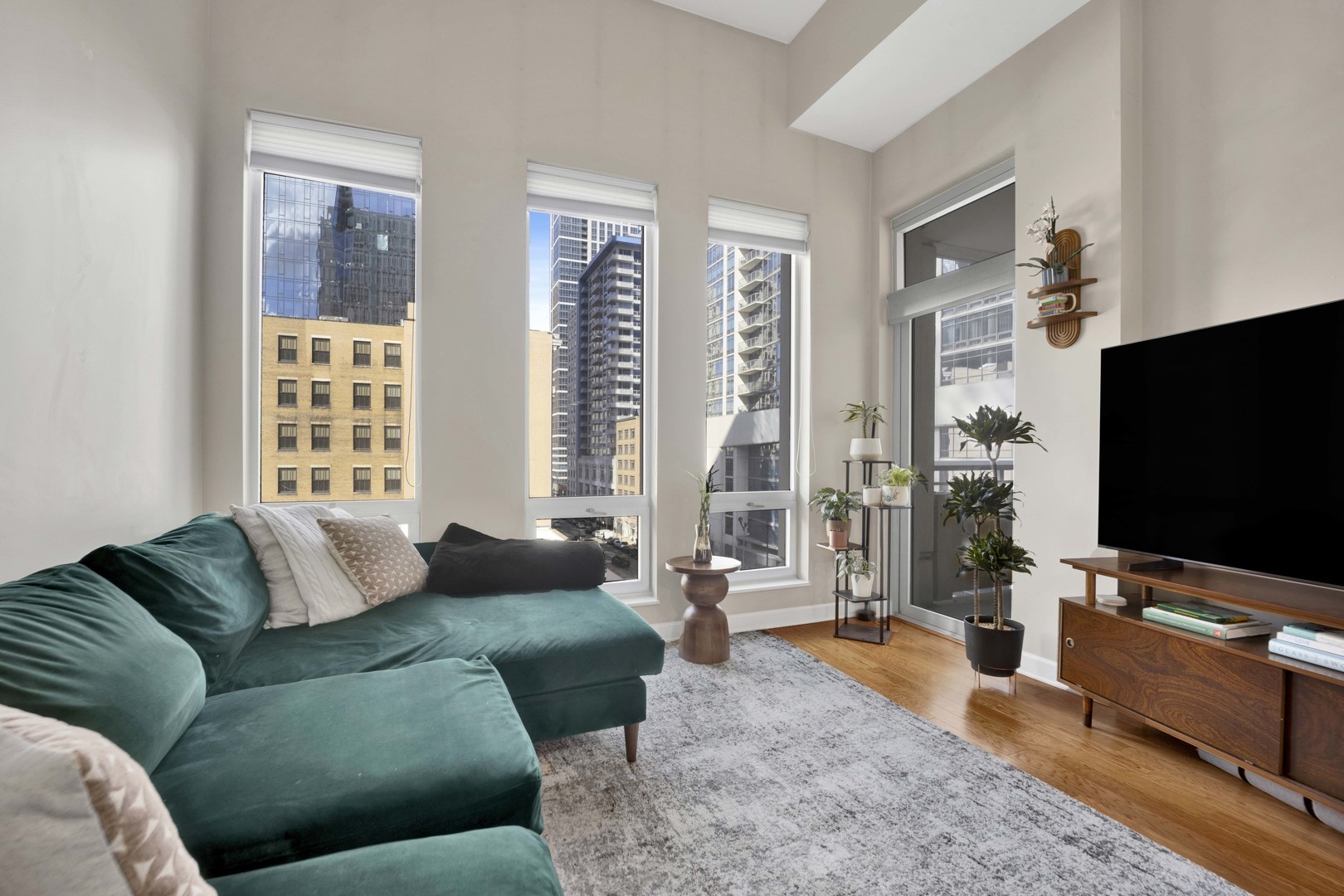 1400 S Michigan Avenue Unit: 603