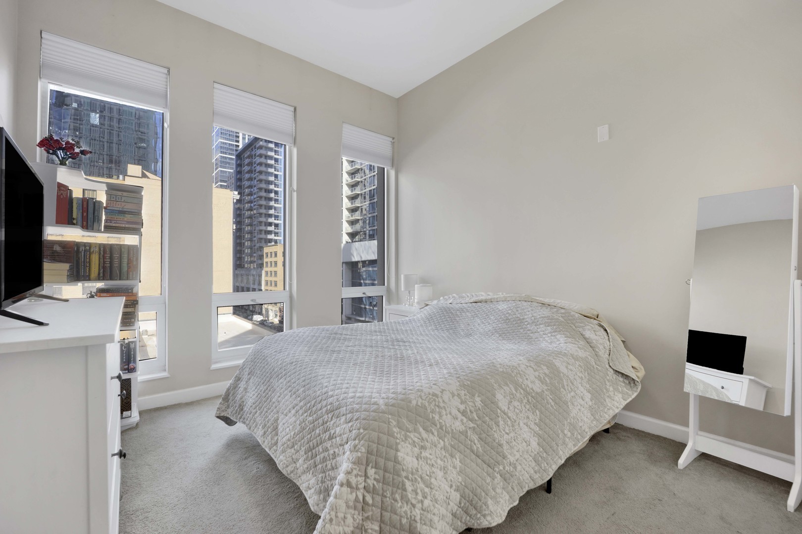 1400 S Michigan Avenue Unit: 603
