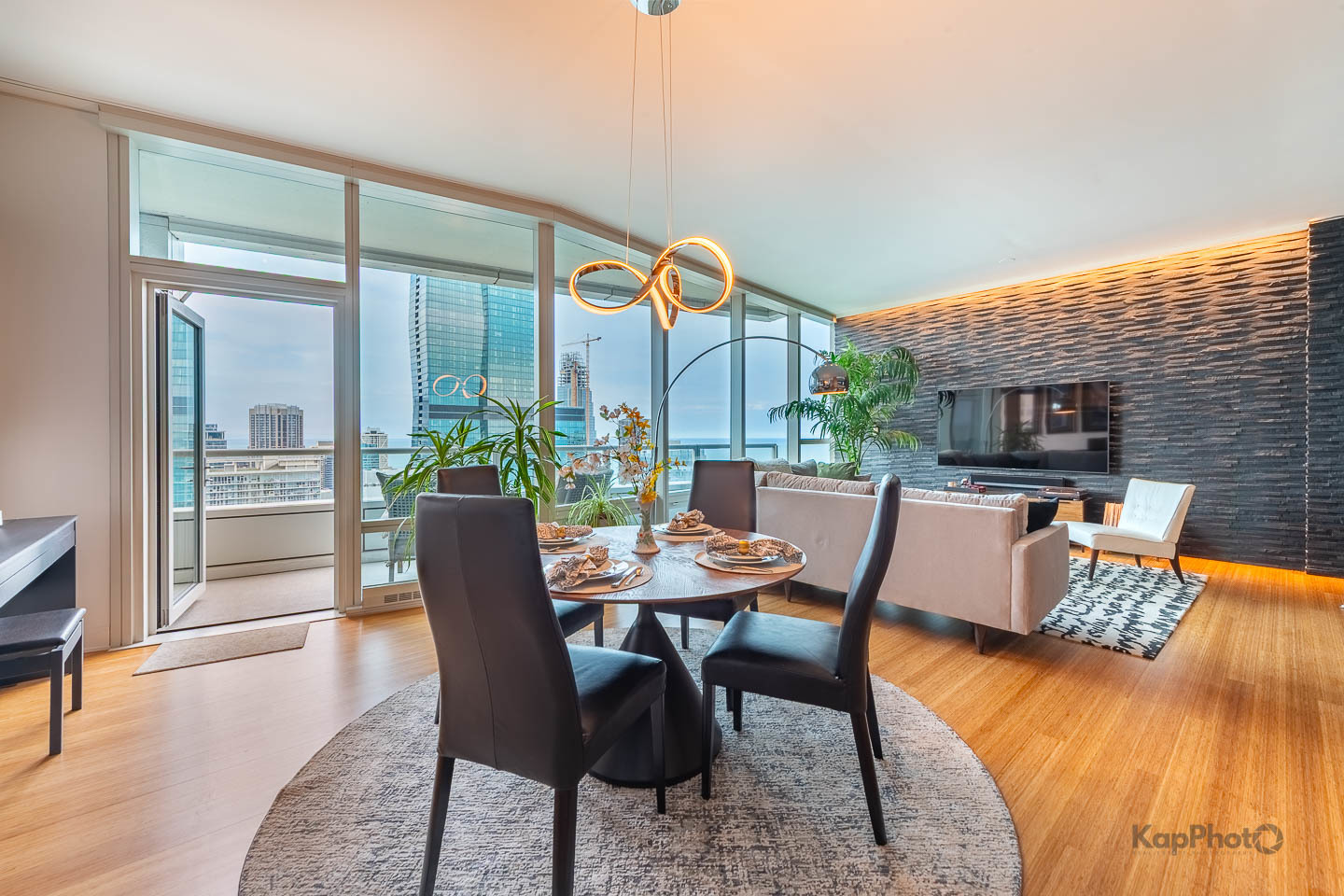340 E Randolph Street Unit: 4902