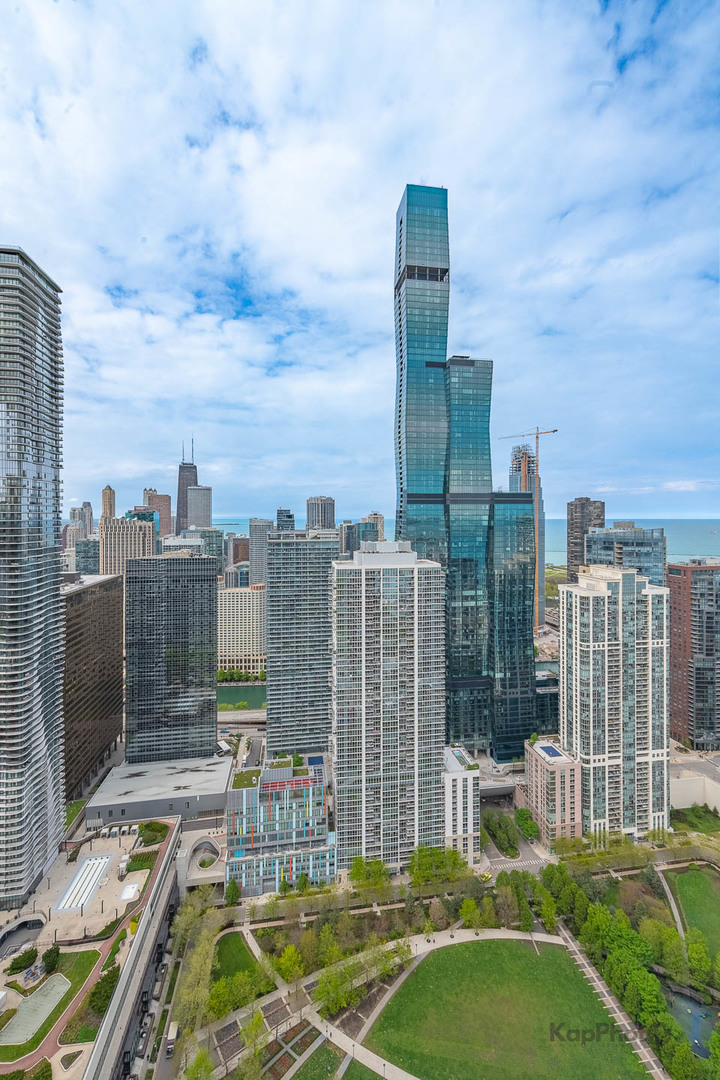 340 E Randolph Street Unit: 4902