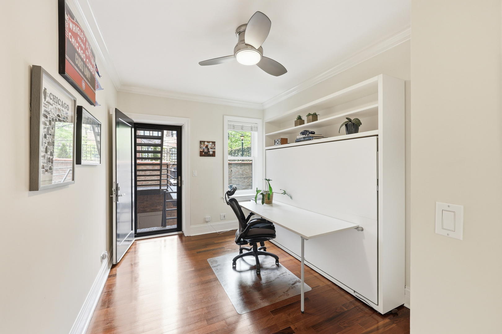 22 E Division Street Unit: 1