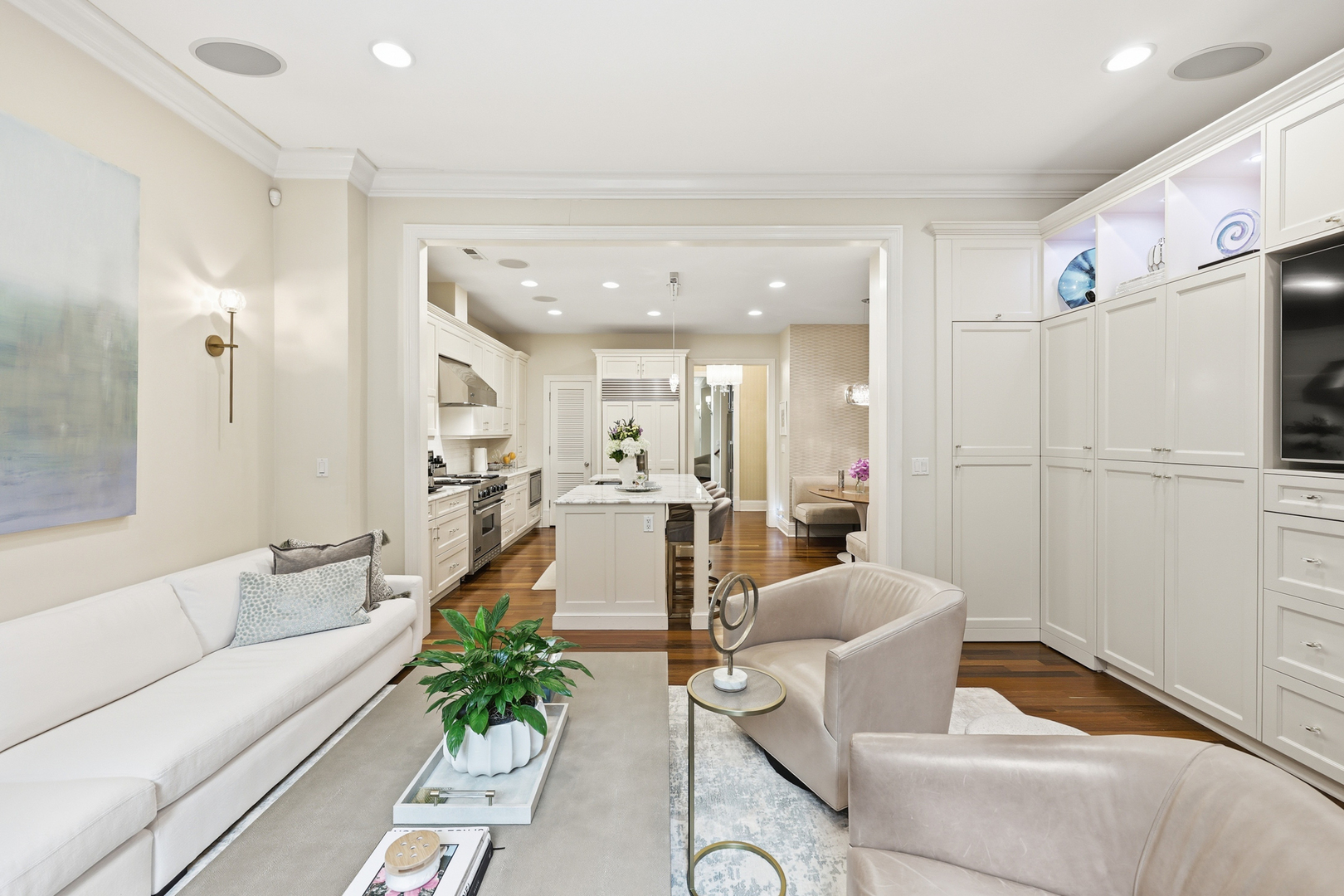 22 E Division Street Unit: 1