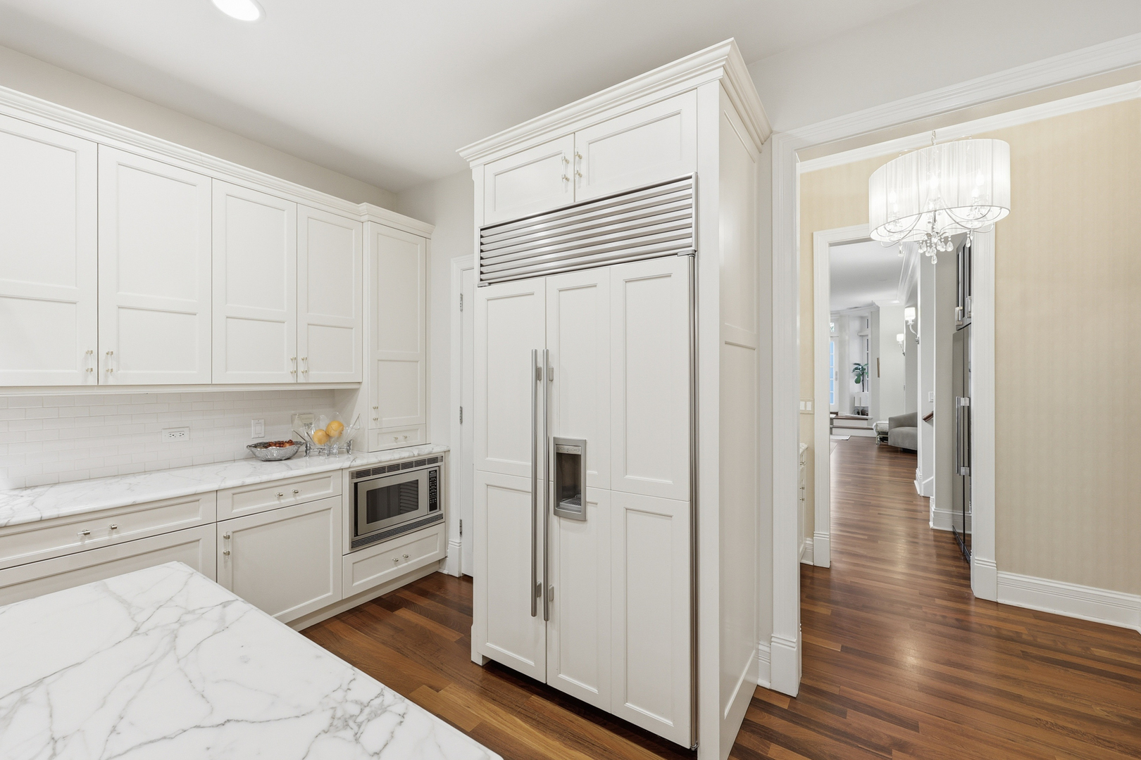 22 E Division Street Unit: 1