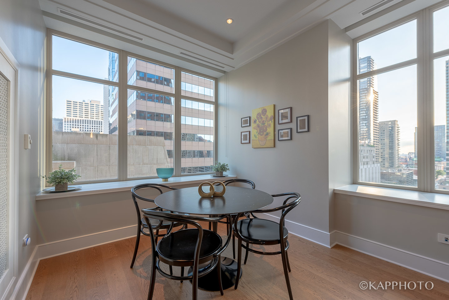 118 E Erie Street Unit: 15A