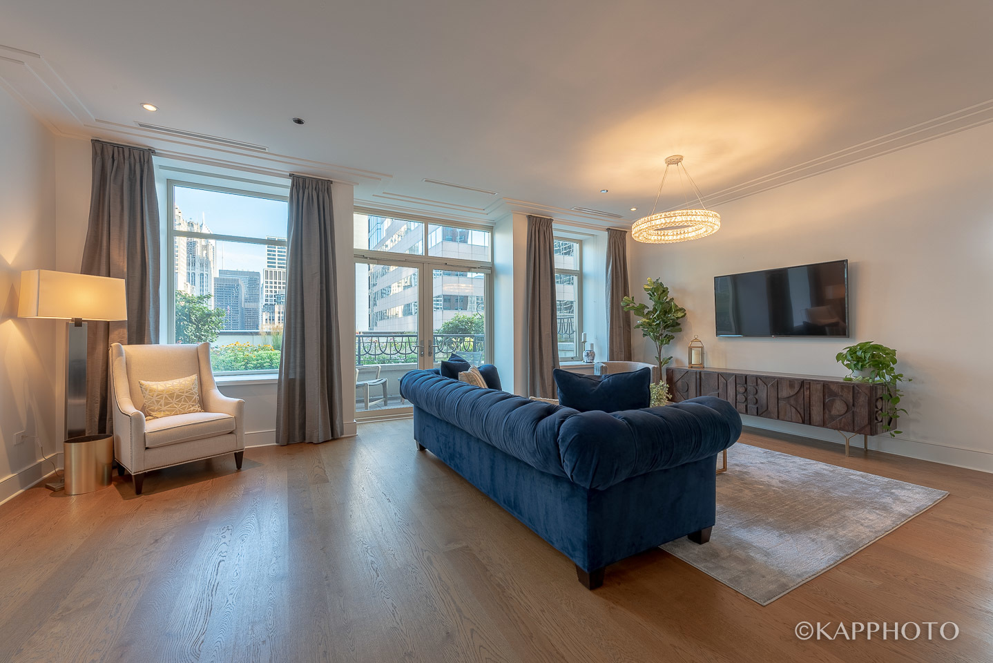 118 E Erie Street Unit: 15A