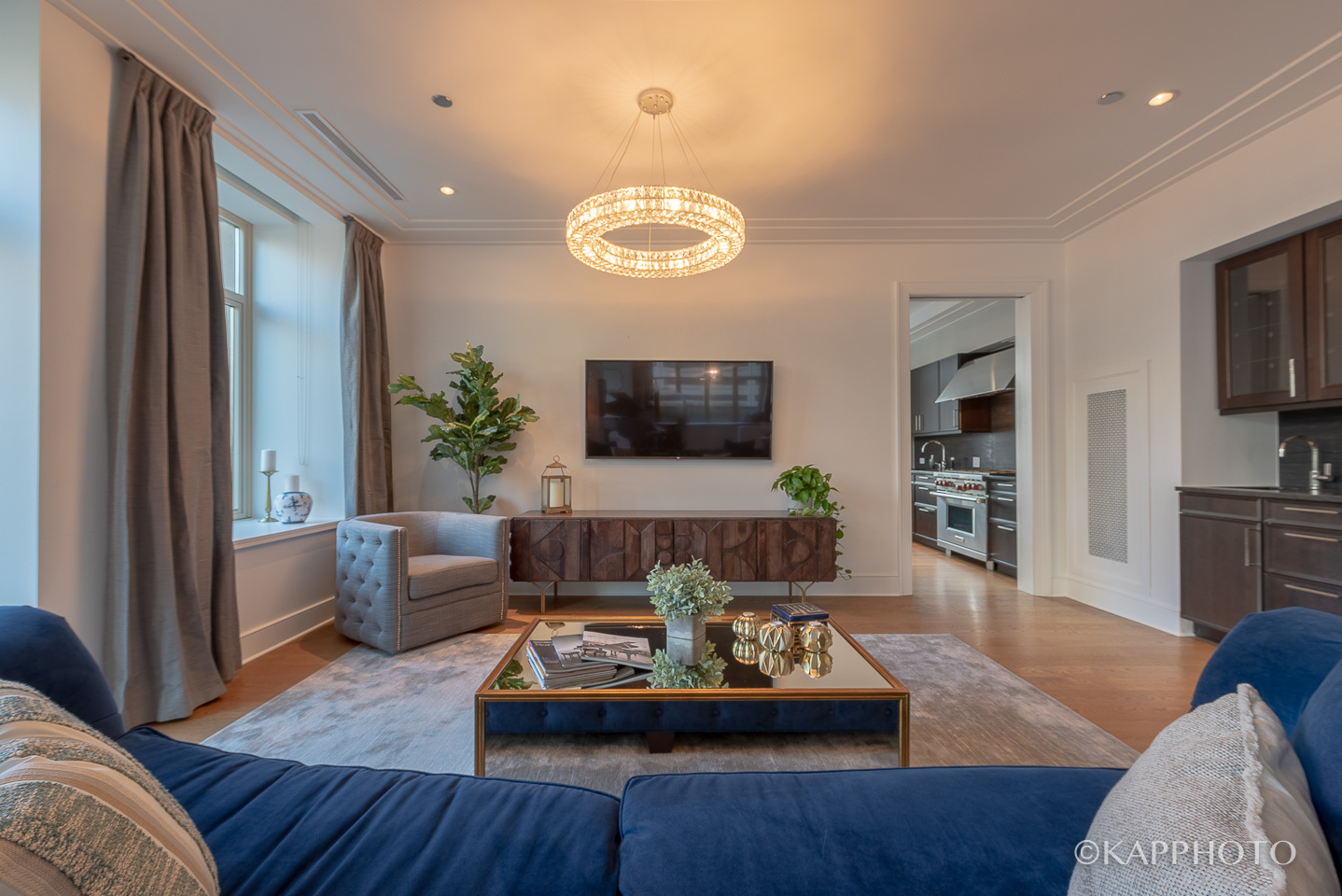 118 E Erie Street Unit: 15A