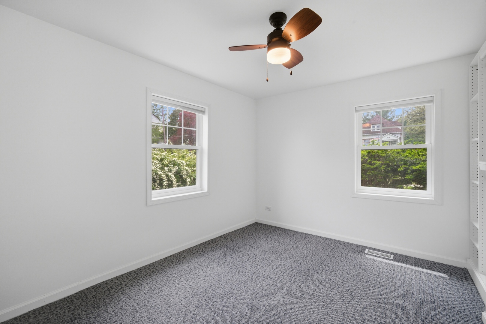 502 W Grant Highway