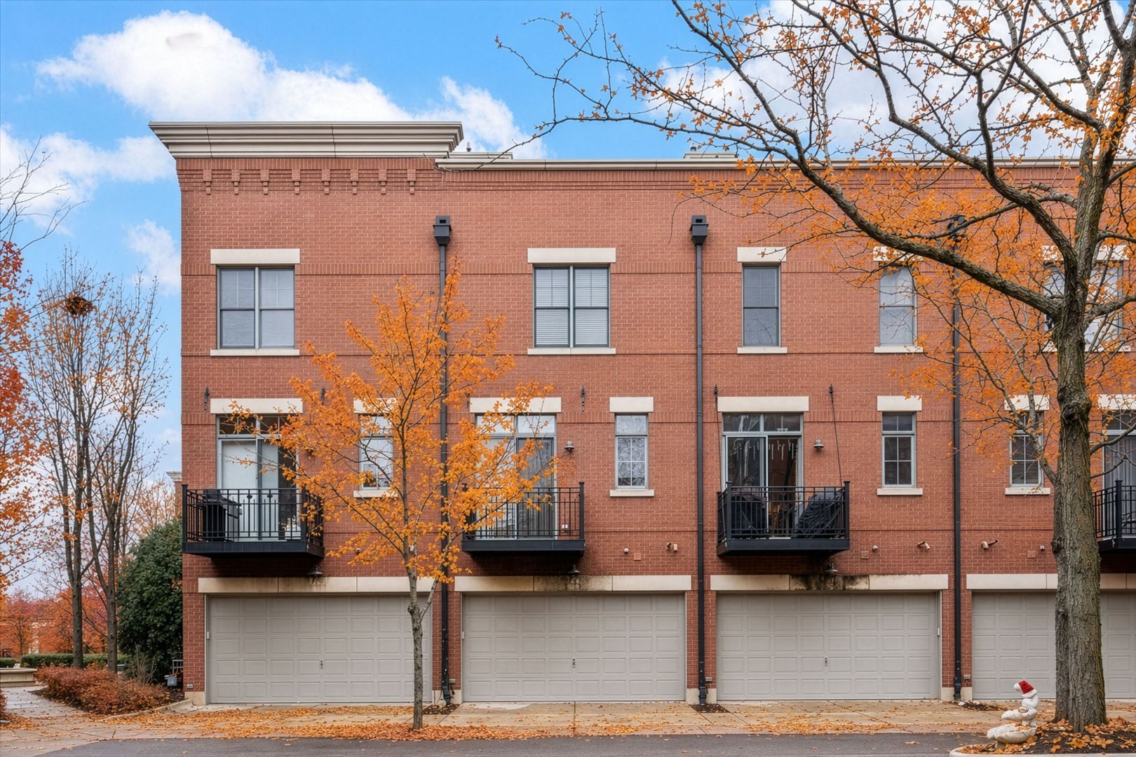 162 Festival Court