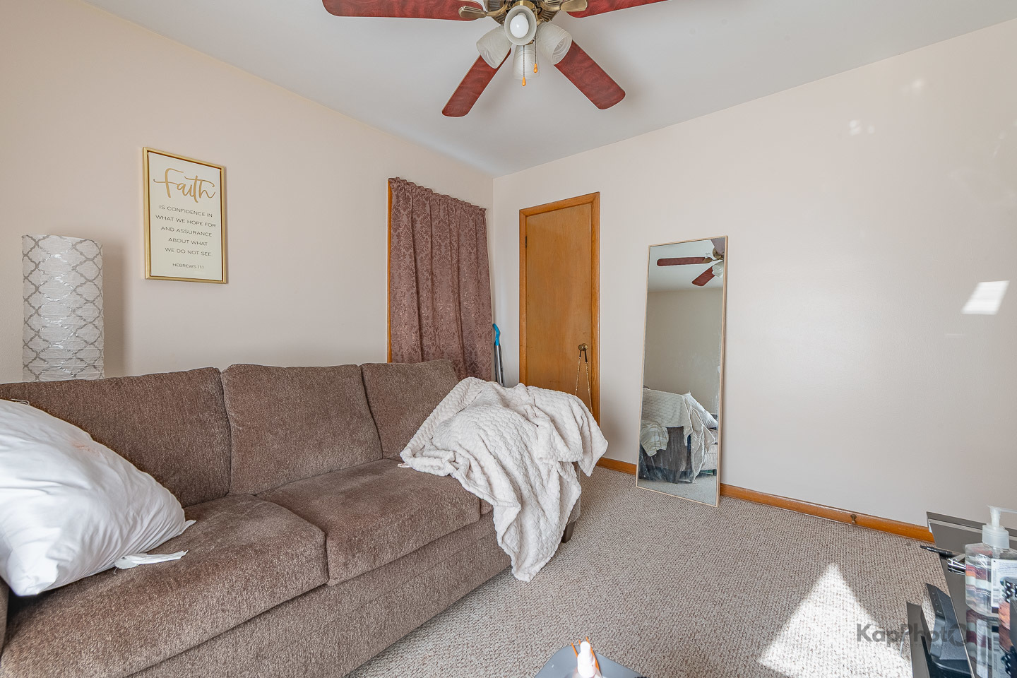 8725 S Harper Avenue Unit: 2