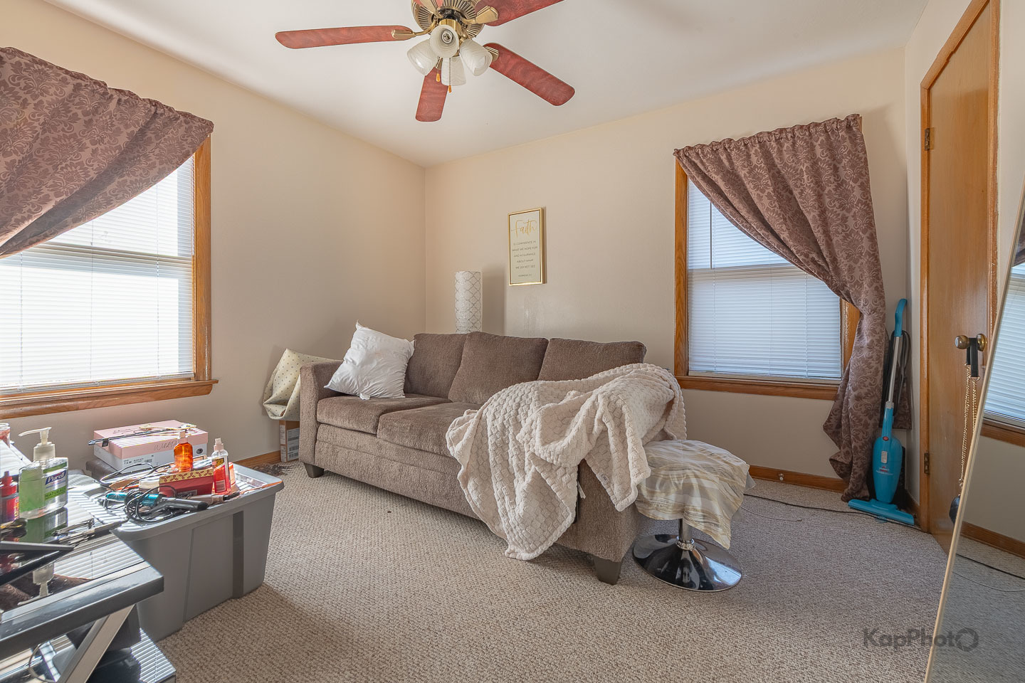 8725 S Harper Avenue Unit: 2