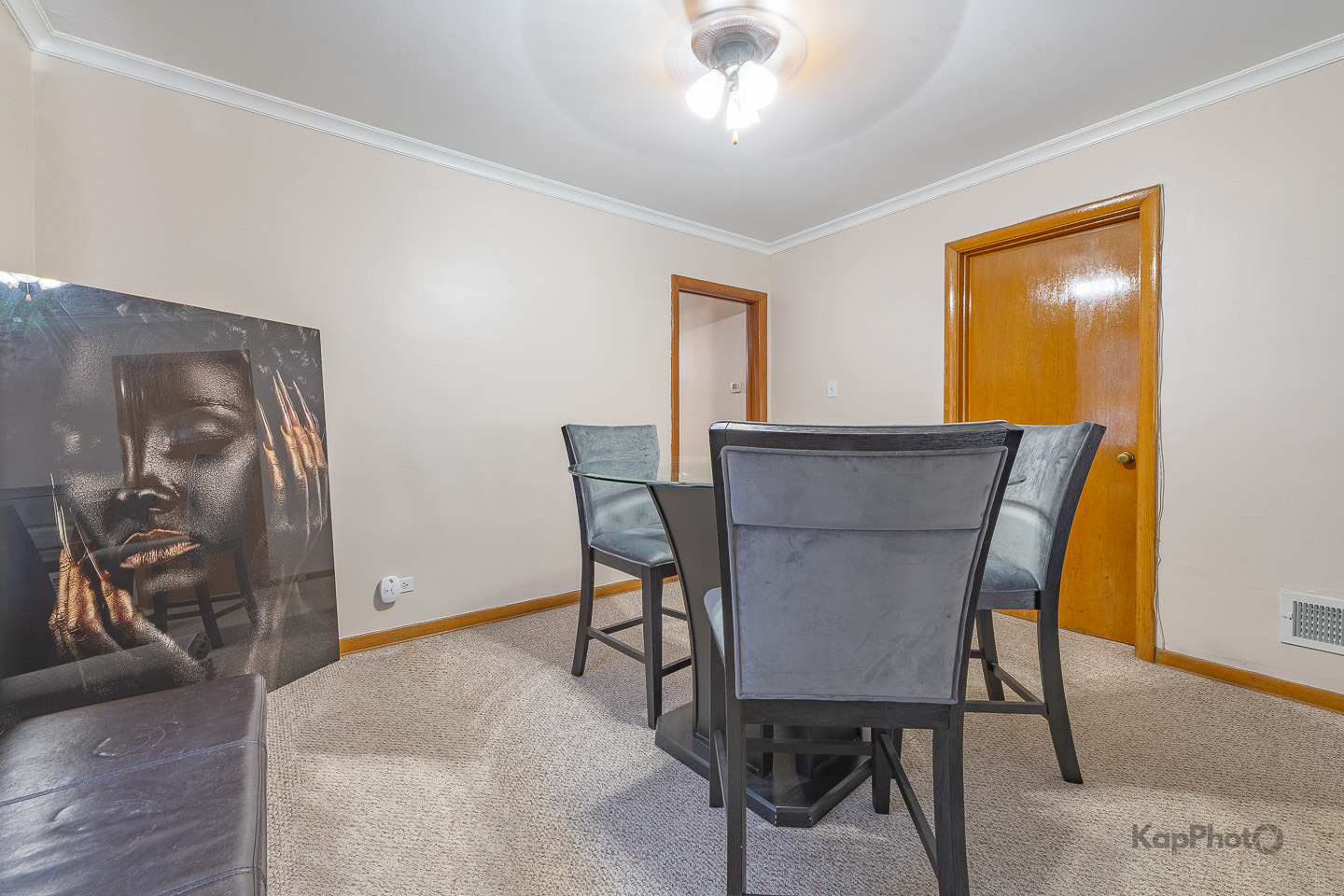8725 S Harper Avenue Unit: 2