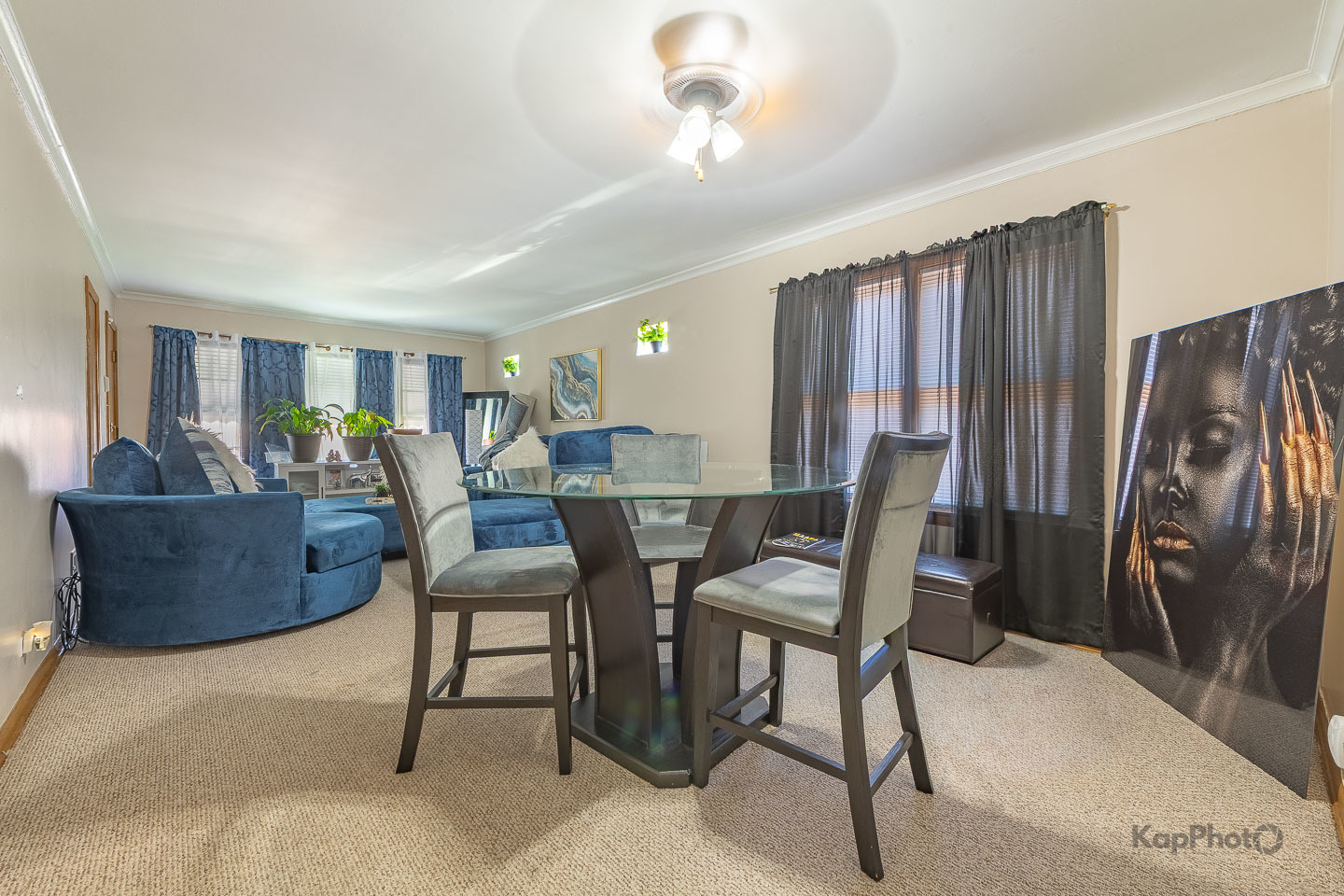 8725 S Harper Avenue Unit: 2