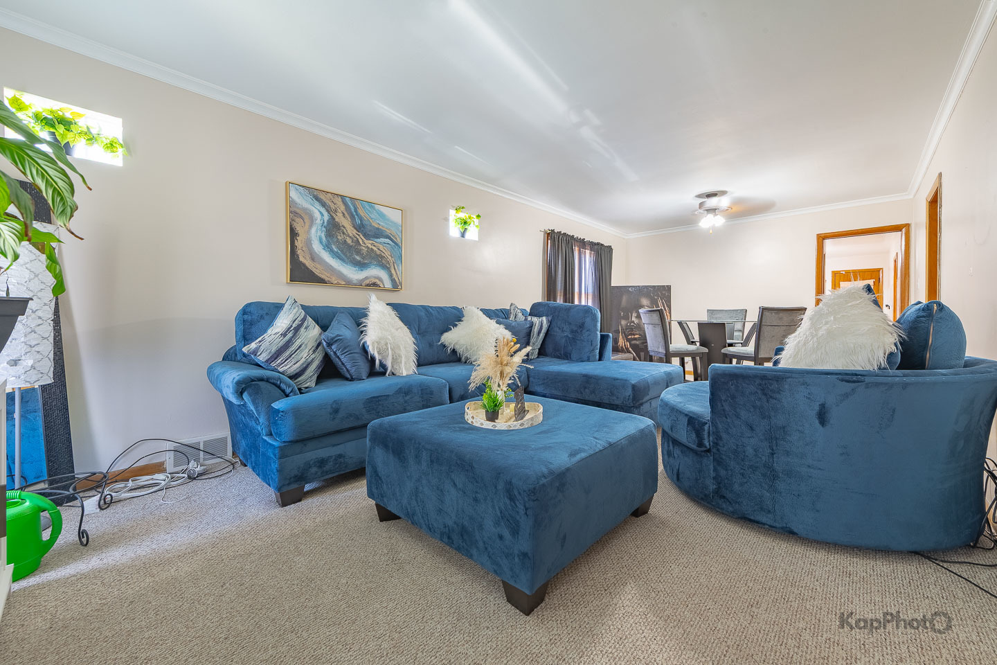 8725 S Harper Avenue Unit: 2