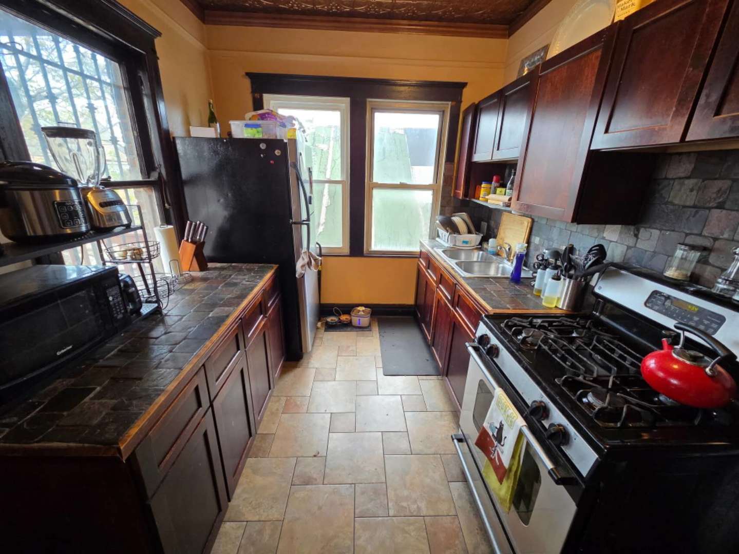 1532 W 19th Street Unit: 2