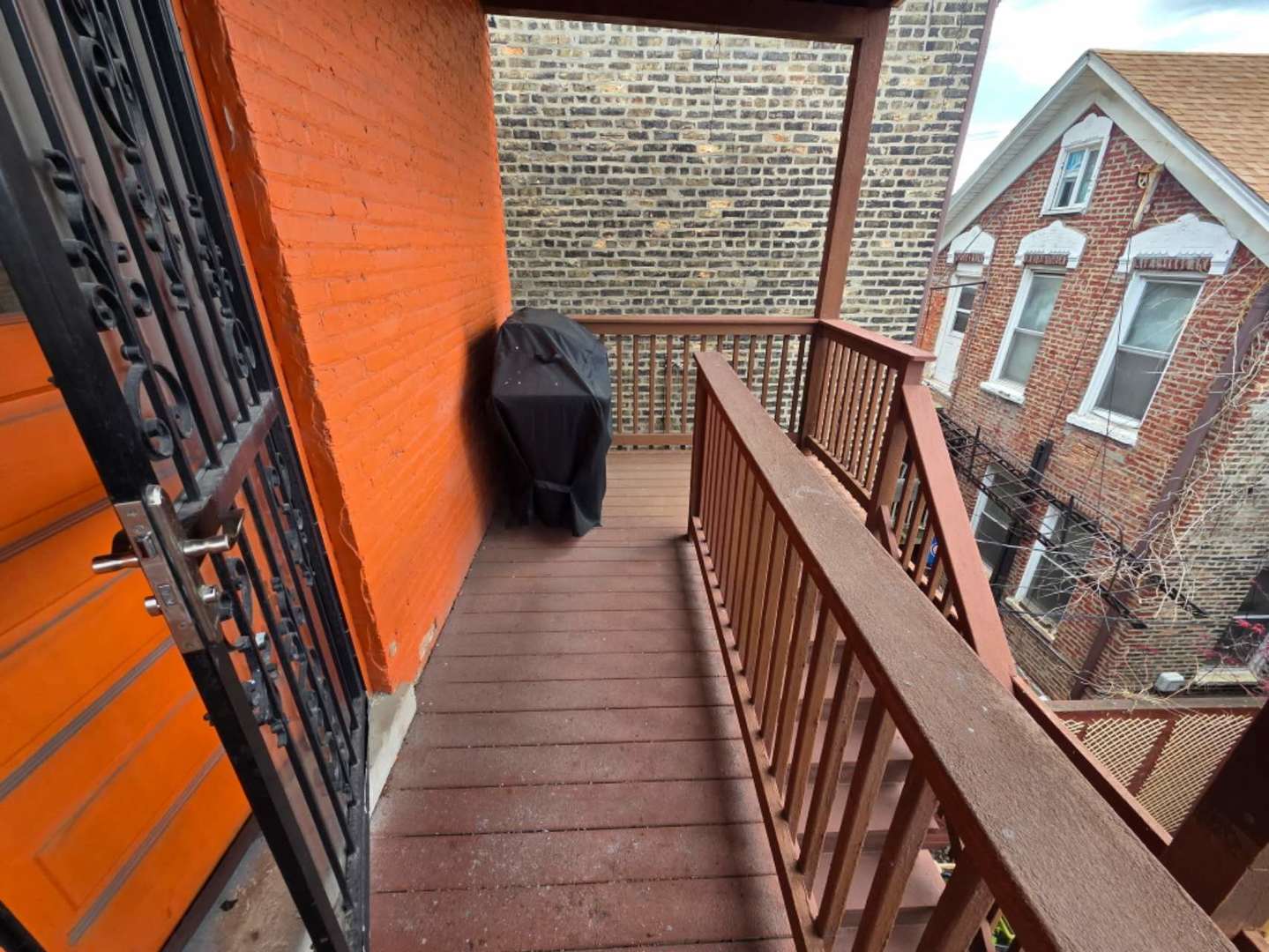 1532 W 19th Street Unit: 2