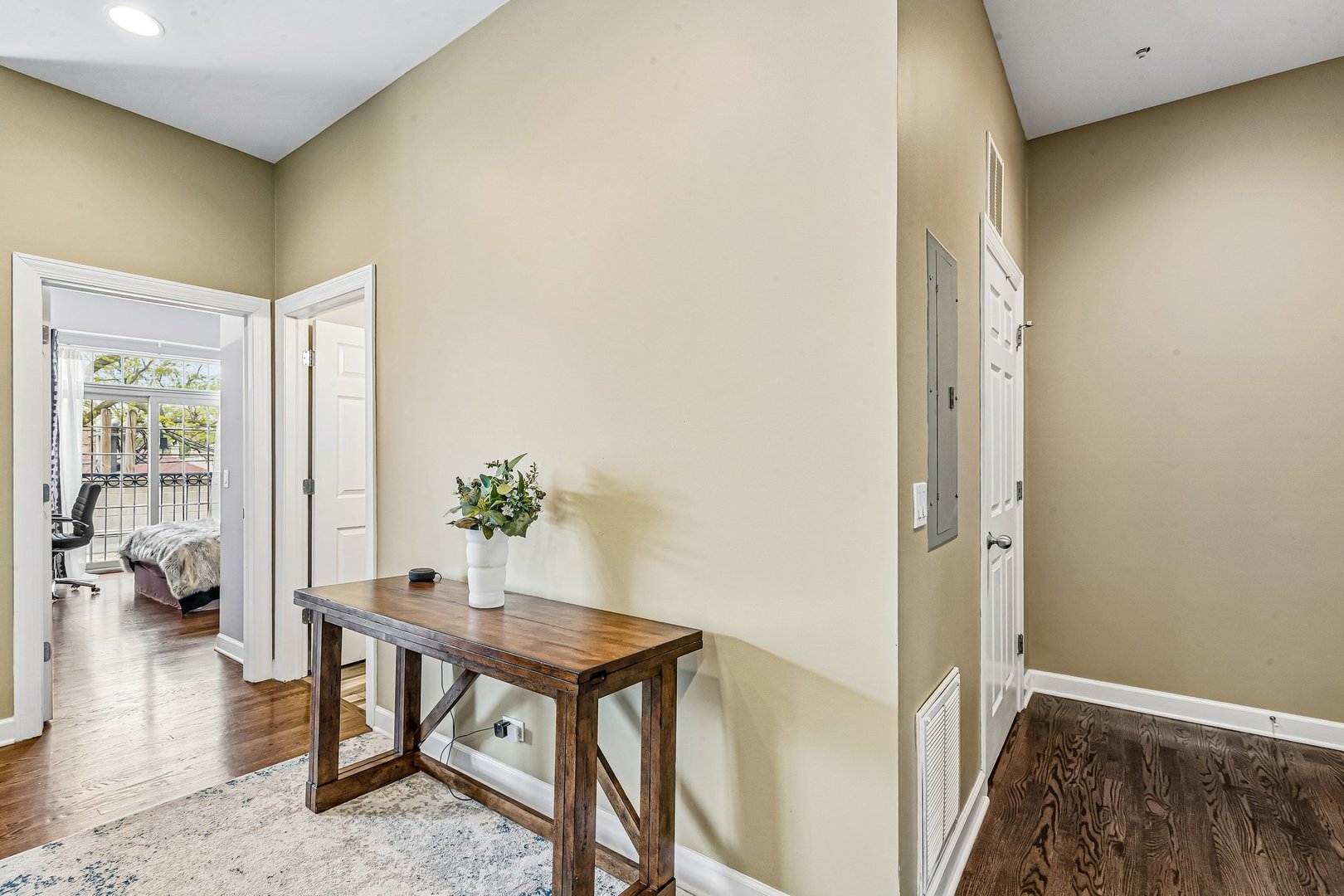 5420 N Kedzie Avenue Unit: 2A