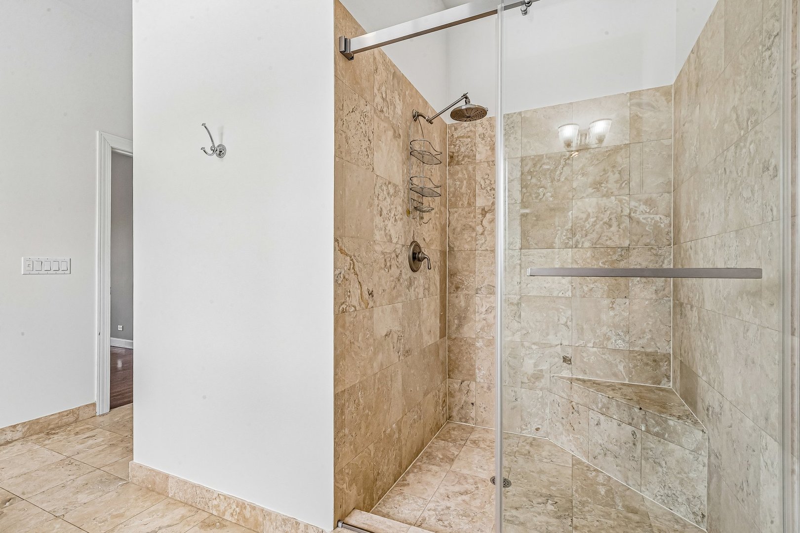5420 N Kedzie Avenue Unit: 2A