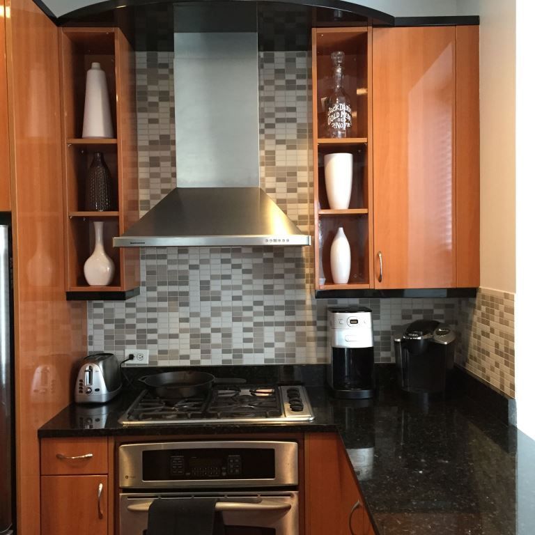 36 S Ashland Avenue Unit: 303